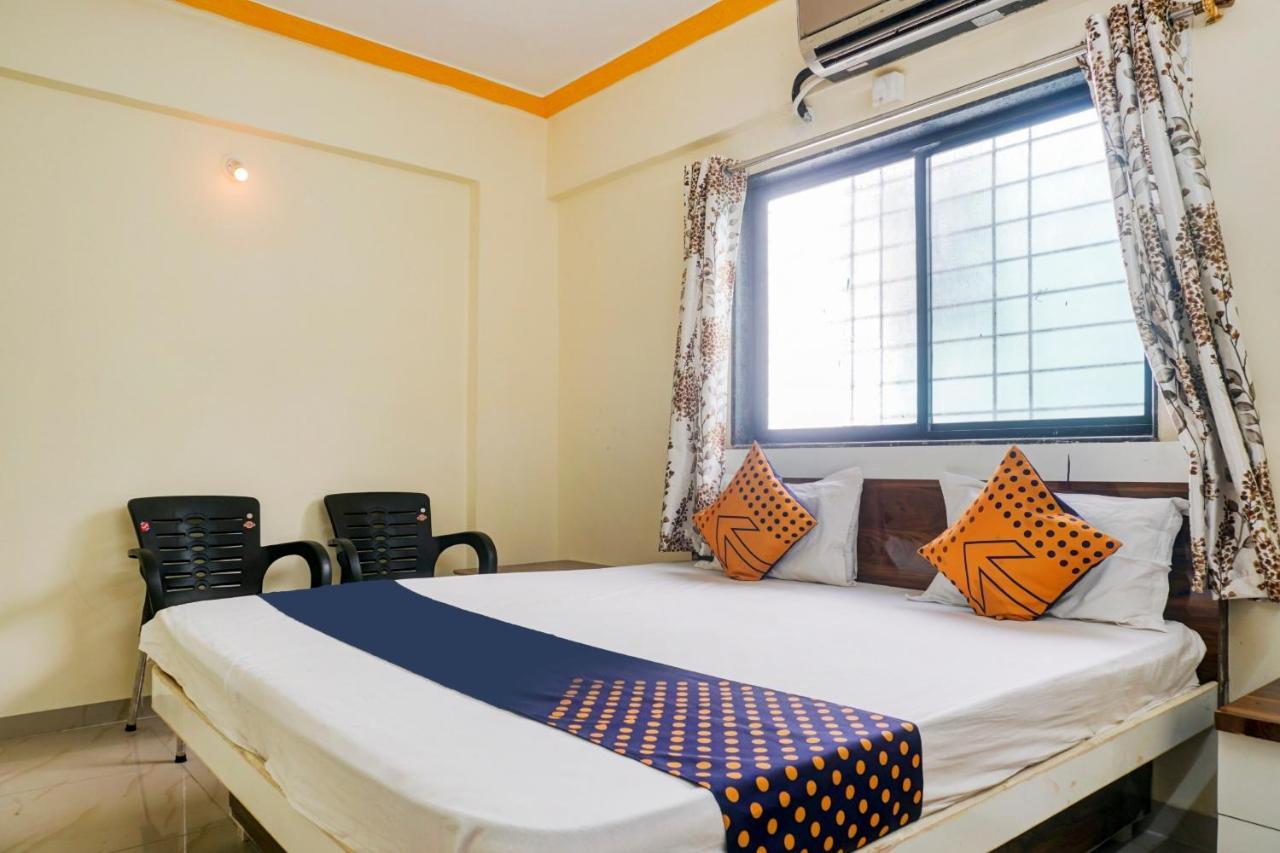 Spot On 78701 Gaurav Hotel Pune