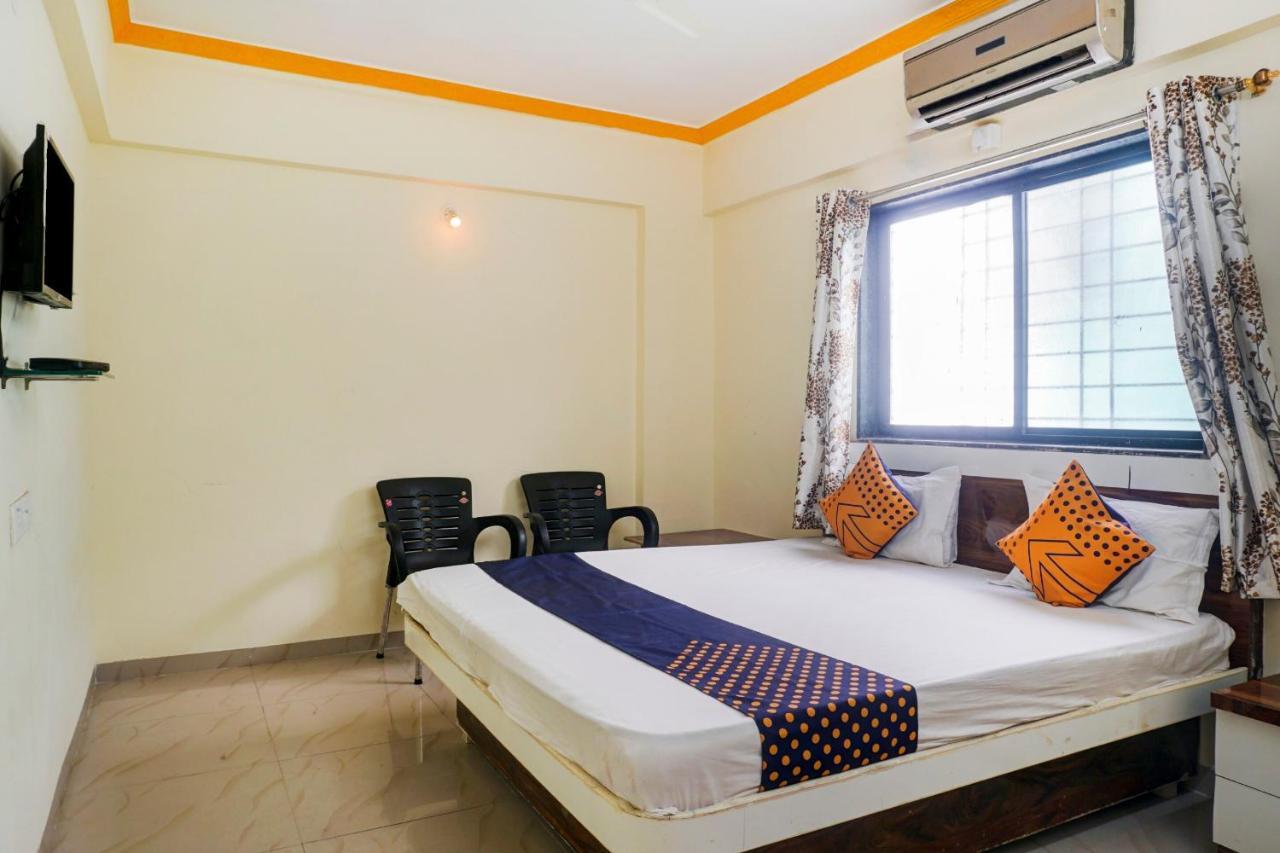 Spot On 78701 Gaurav Hotel