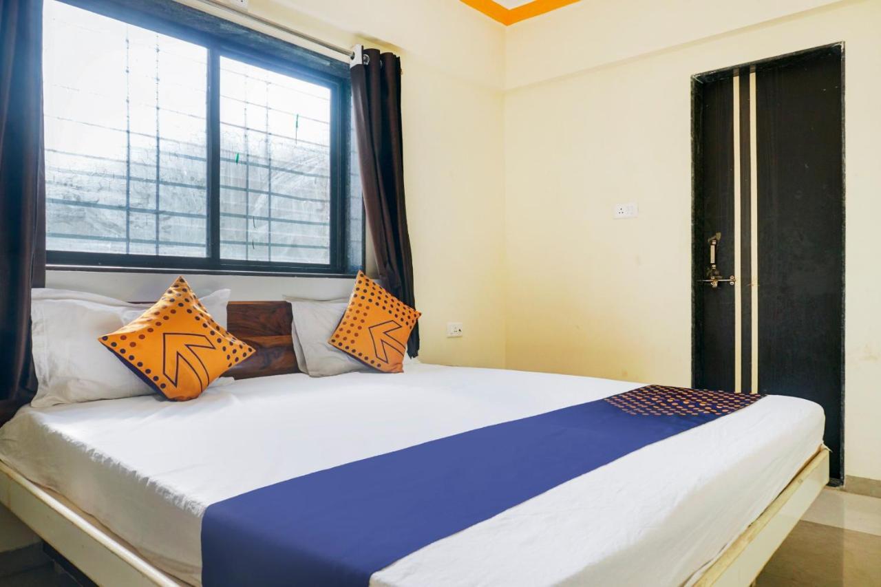 Spot On 78701 Gaurav Hotel Pune